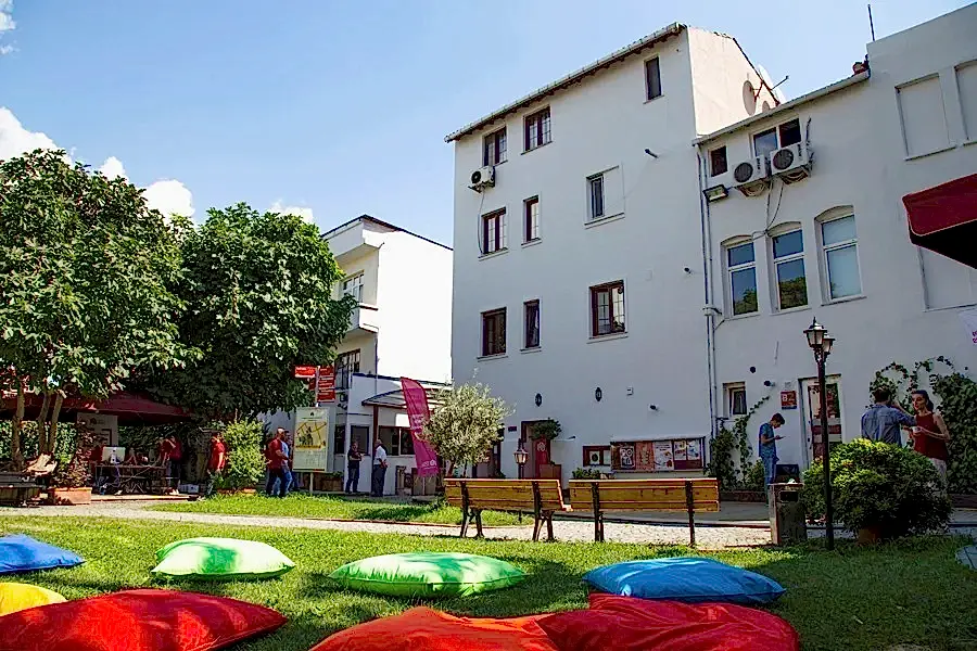 topkapı üniversitesi güzel sanatlar fakültesi